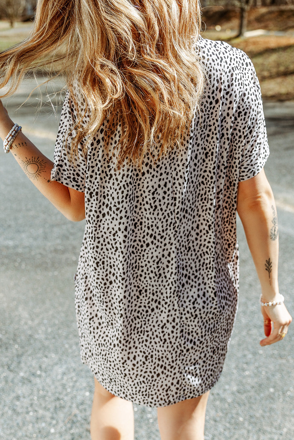 Animal Print Round Neck Tunic Tee with Pockets